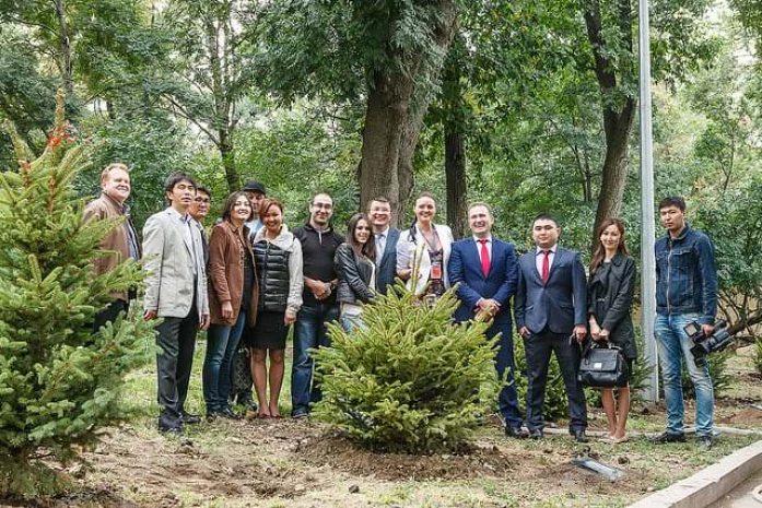 AWARD.kz открыл аллею победителей за 11 лет