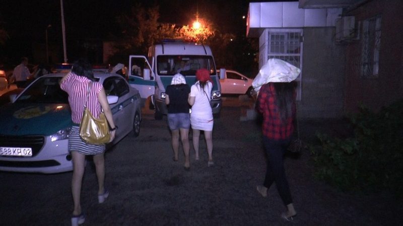 В Павлодарской области задержали 8 проституток и 3 сутенеров