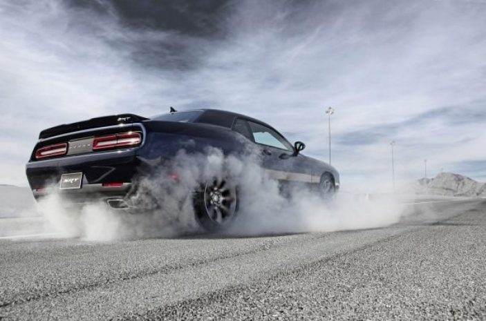 Dodge Challenger SRT Hellcat будет самым мощным мускулкаром