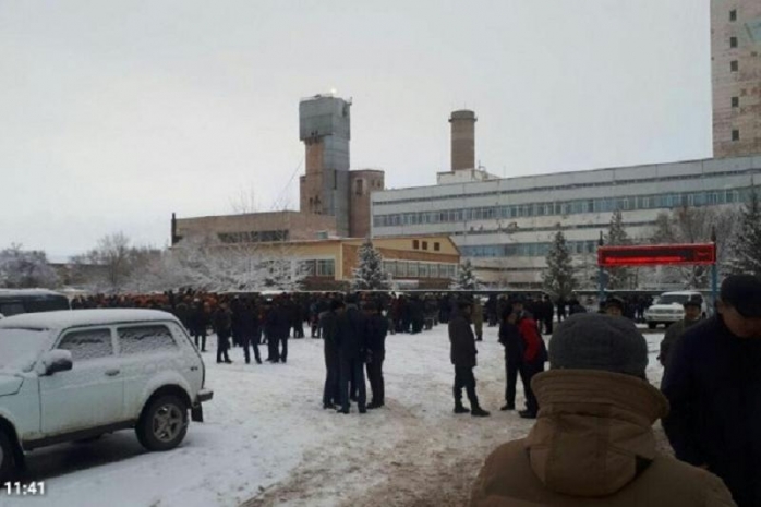 Рабочие «Казахмыса» провели суточную акцию протеста