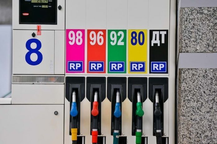 Дешевый бензин из РФ может вызвать остановку казахстанских НПЗ