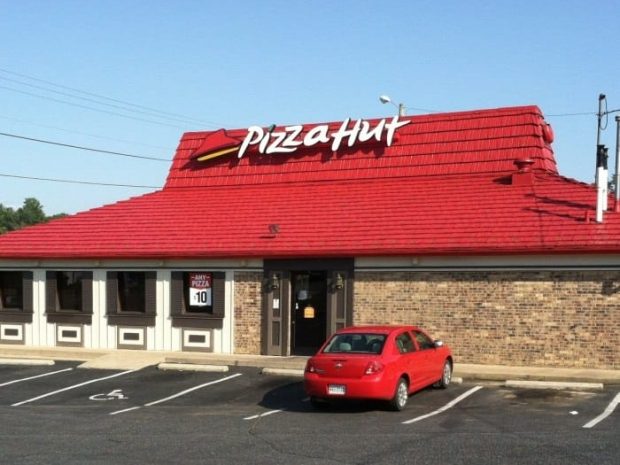 Австралийский Pizza Hut предлагал домашнего питомца за заказ