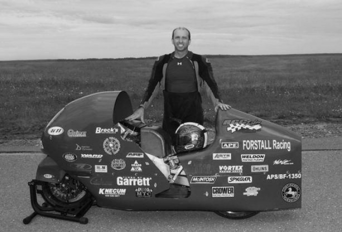 Известный мотогонщик погиб при установлении рекорда