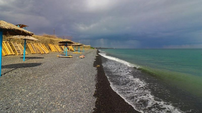 Названы причины закрытия озера Алаколь