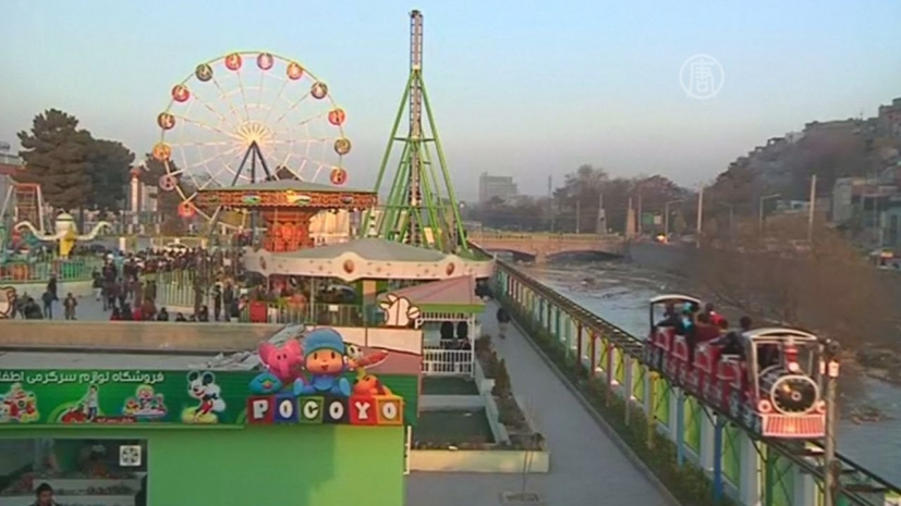 Раздельное посещение парков для мужчин и женщин ввели талибы в Афганистане