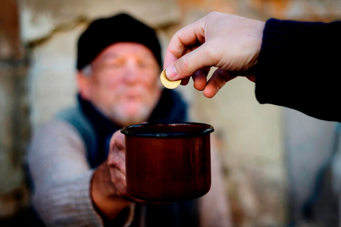 Международный день милостыни, снабженца в России и адвокатуры Украины