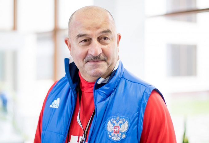 Стало известно, какой клуб может возглавить Черчесов