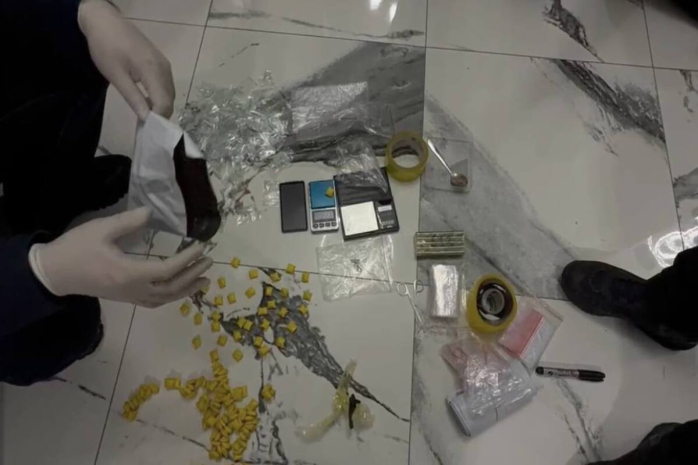 Психотропные вещества в особо крупном размере изъяли в Шымкенте