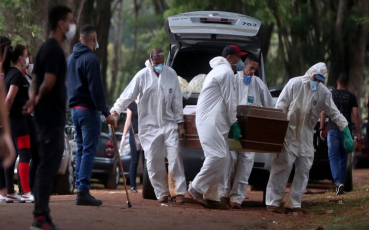 Новый рекорд смертности из-за COVID-19 установлен в Бразилии