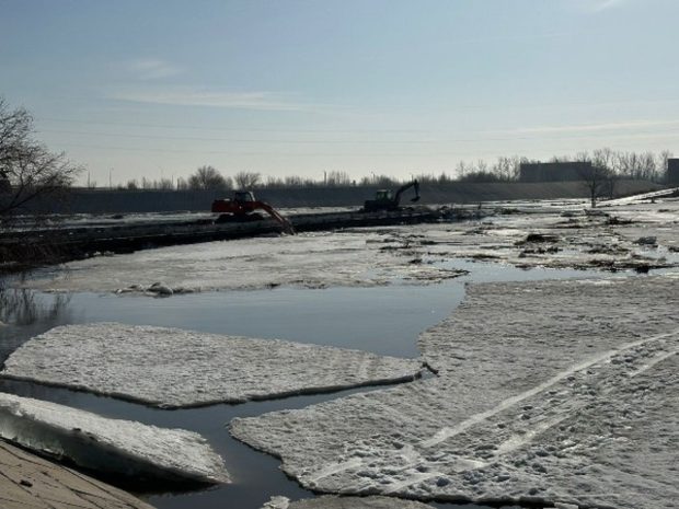 В двух областях Казахстана закрыты автотрассы