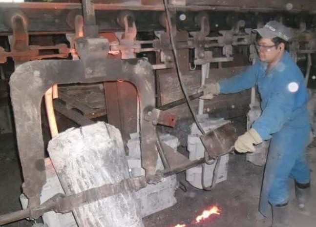 В Уральске в плавильные печи отправили 130 единиц оружия