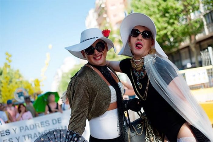 Геи пробили дыру в бюджете Испании