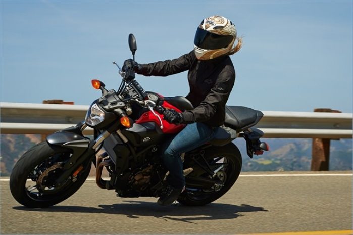 Yamaha представила новый FZ-07