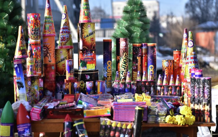 Контрафактная пиротехника обнаружена на прилавках в Восточном Казахстане