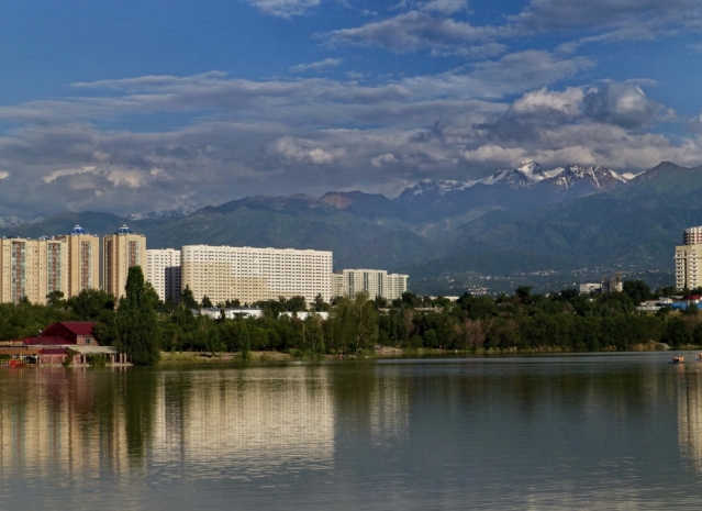 Субботник на Сайране проведут в Алматы