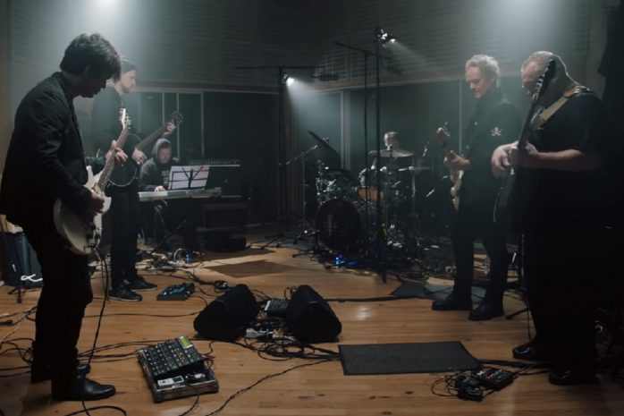 «Троллейбус» без Цоя — вышел новый клип группы «Кино»