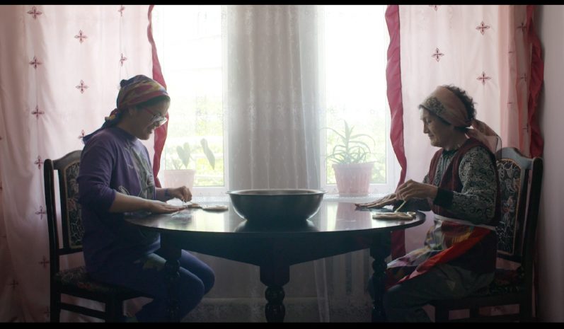 Документальный фильм об уйгурах Казахстана признан лучшим в Калькутте