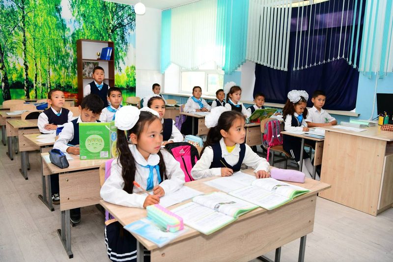 Качество знаний учащихся оценят в казахстанских школах