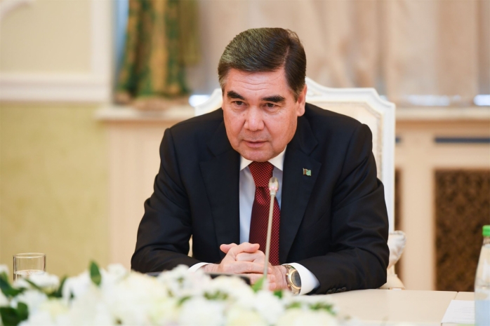 Бердымухамедов поручил обеспечить граждан вакциной от коронавируса