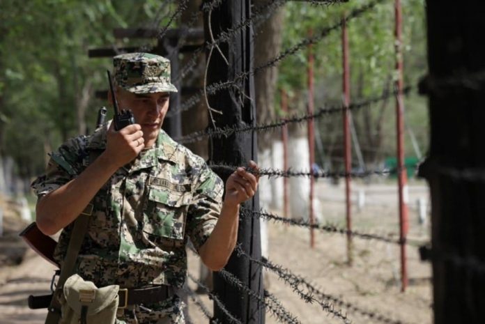 Погранслужба начала внутреннее расследование из-за «пропавшего автобуса» с мигрантами