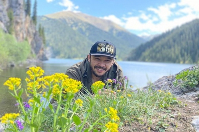 Казахстанский актер получил награду кинофестиваля в Каннах