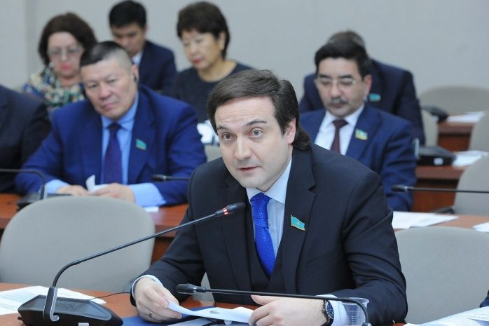 Депутат Платонов о гибели рыбы на Урале: За каждой проблемой стоят люди с должностями