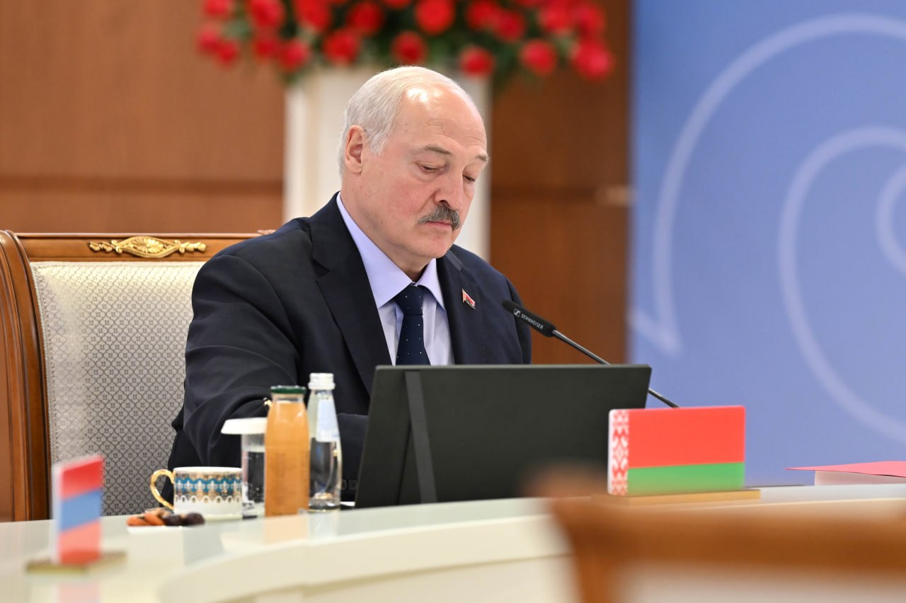 Лукашенко раскритиковал затягивание решений в ЕАЭС