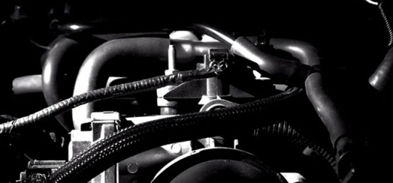 Ford представил тизер спорткара Mustang GT350