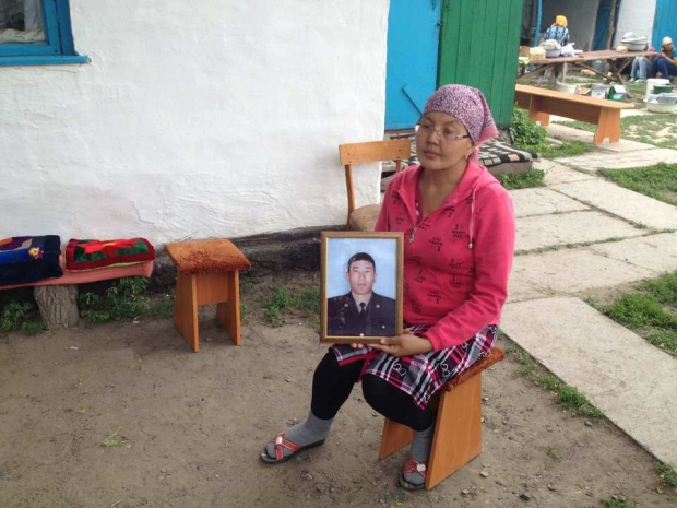 Супруга погибшего пограничника опознала обручальное кольцо