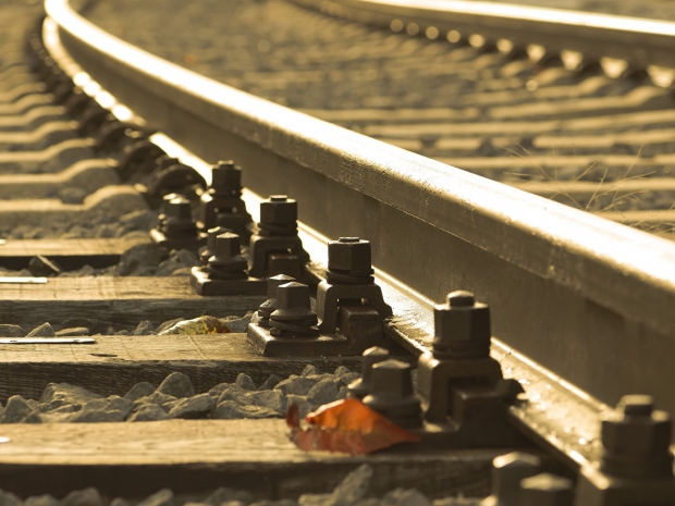 Близ станции Караузяк предотвращен сход вагонов грузового поезда