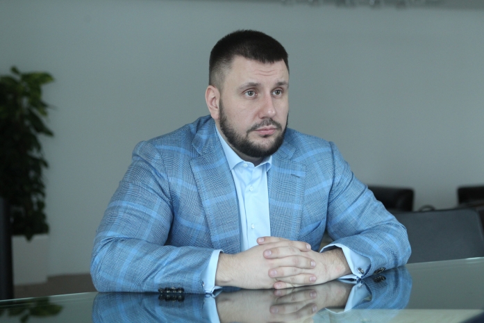 Бывшего налогового министра Украины обвинили в краже 12 миллиардов долларов