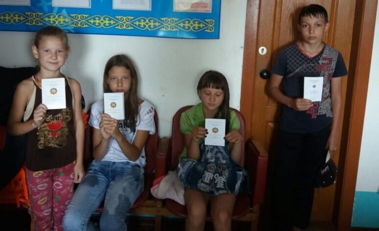 Четверо детей чуть не утонули в Иртыше