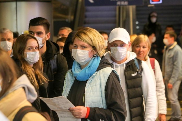 Пандемия COVID-19 в 2021 году не закончится — эпидемиолог