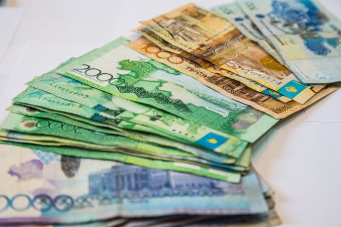 Нацбанк продлит период обмена купюр старого образца