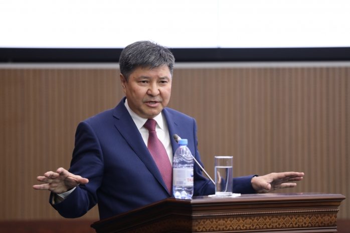 Я руководствуюсь совестью — Асанов вновь обратился к коллегам