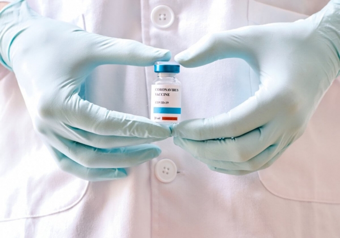 Сколько вакцин от COVID-19 разрабатывается в мире