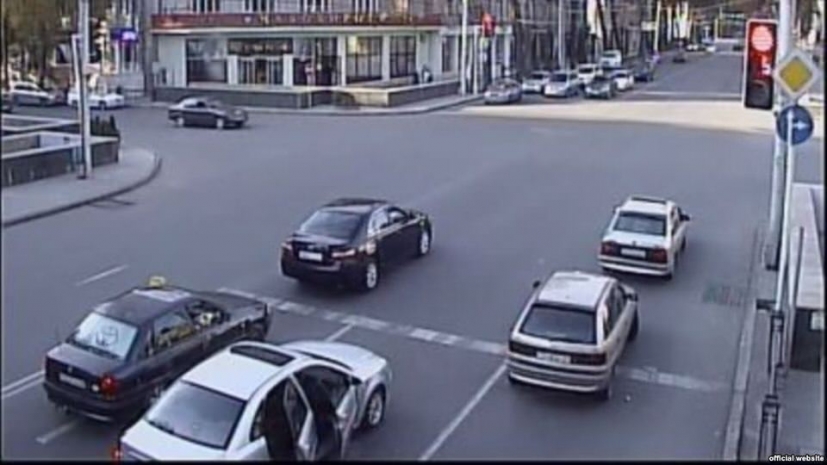 25-летний мужчина угнал автомашину антикоррупционного ведомства