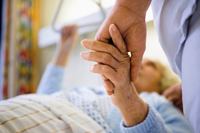 Вакцину от старческой деменции испытывают в США