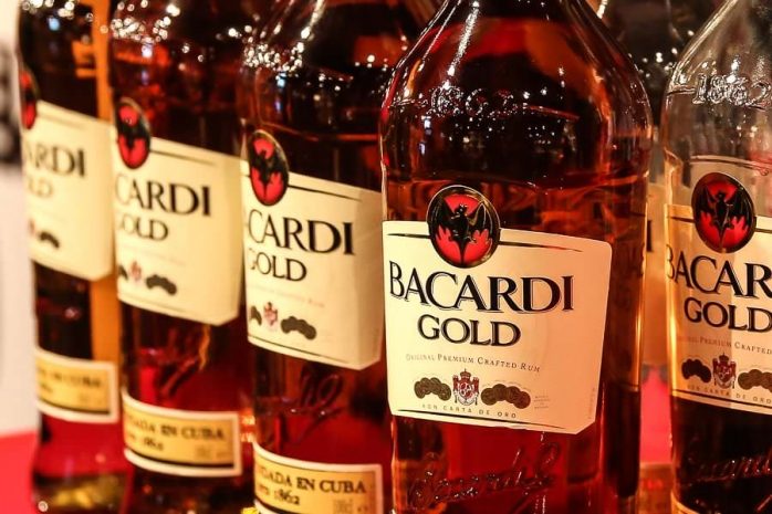 Алматинцев научили готовить коктейли с ромом BacardiЭксклюзив