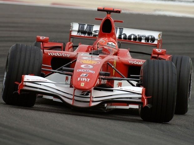 Экс-чемпион «F1» потребовал дисквалифицировать угрожавшие команды