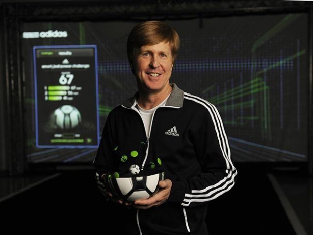 Adidas выпустил «умный» футбольный мяч