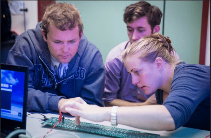 Новые алгоритмы усовершенствуют батареи электромобилей