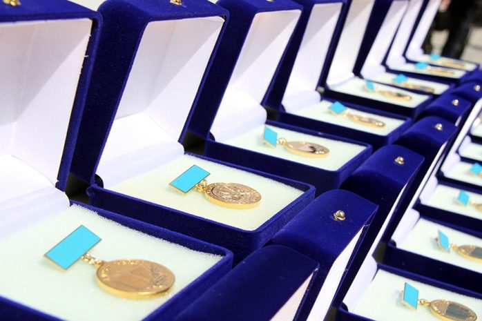 Обладатели «Алтын белгі» без грантов не остаются – МОН РК