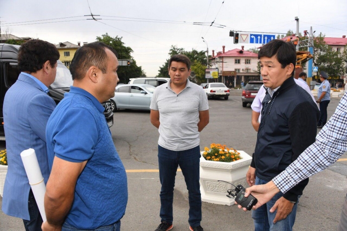 Аким Алматы потребовал закончить к 1 сентября ремонт на улице Тимирязева