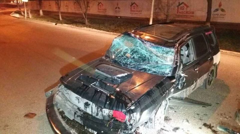 Машина перевернулась несколько раз в Алматы. ФОТО