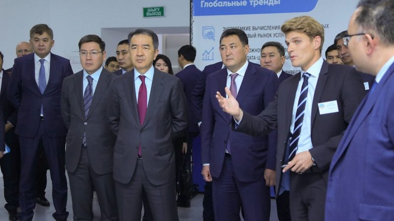 В Павлодаре Сагинтаев осмотрел крупнейший в СНГ дата-центр