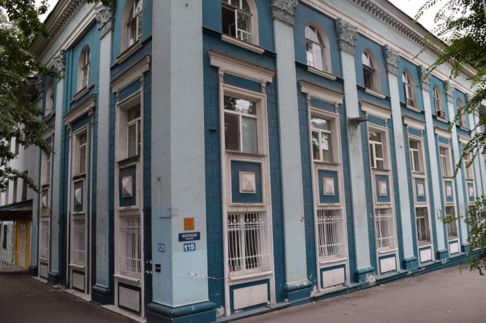 Скандал вокруг сноса здания в Алматы