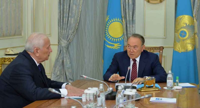 Назарбаев за внедрение научных разработок в производство