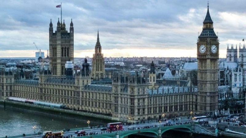 В Великобритании растет преимущество противников Brexit