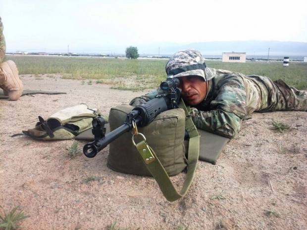 В Казахстане отбирают лучших снайперов